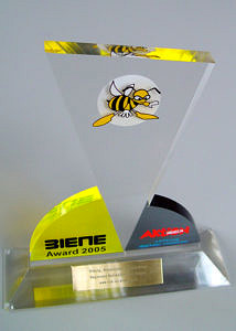 Foto der Auszeichnung goldener BIENE-Award